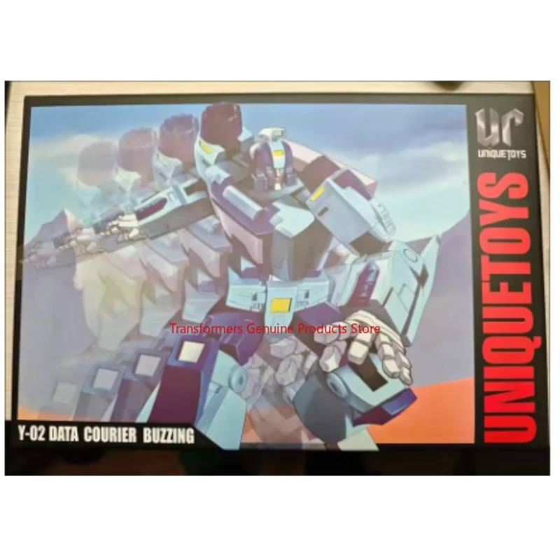 W magazynie Transformers Unique Toys UT Y-02 Blurr Prezent urodzinowy Model Figurka Mecha Toys Action Doll Studio Ornaments
