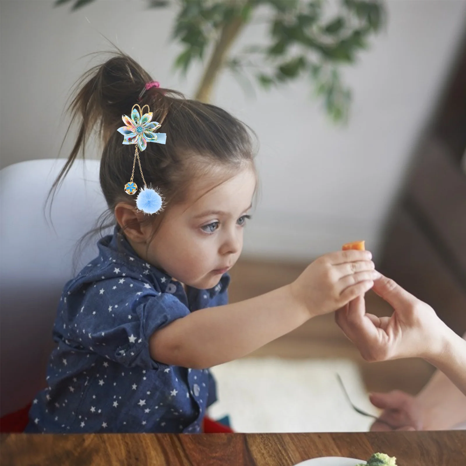 

2Pcs Classic Flower Hair Clips Dangle Charm Hairpin for Girls Kids Kids Barrette Girls Hair Accessory Dangle Tassel Hairpin