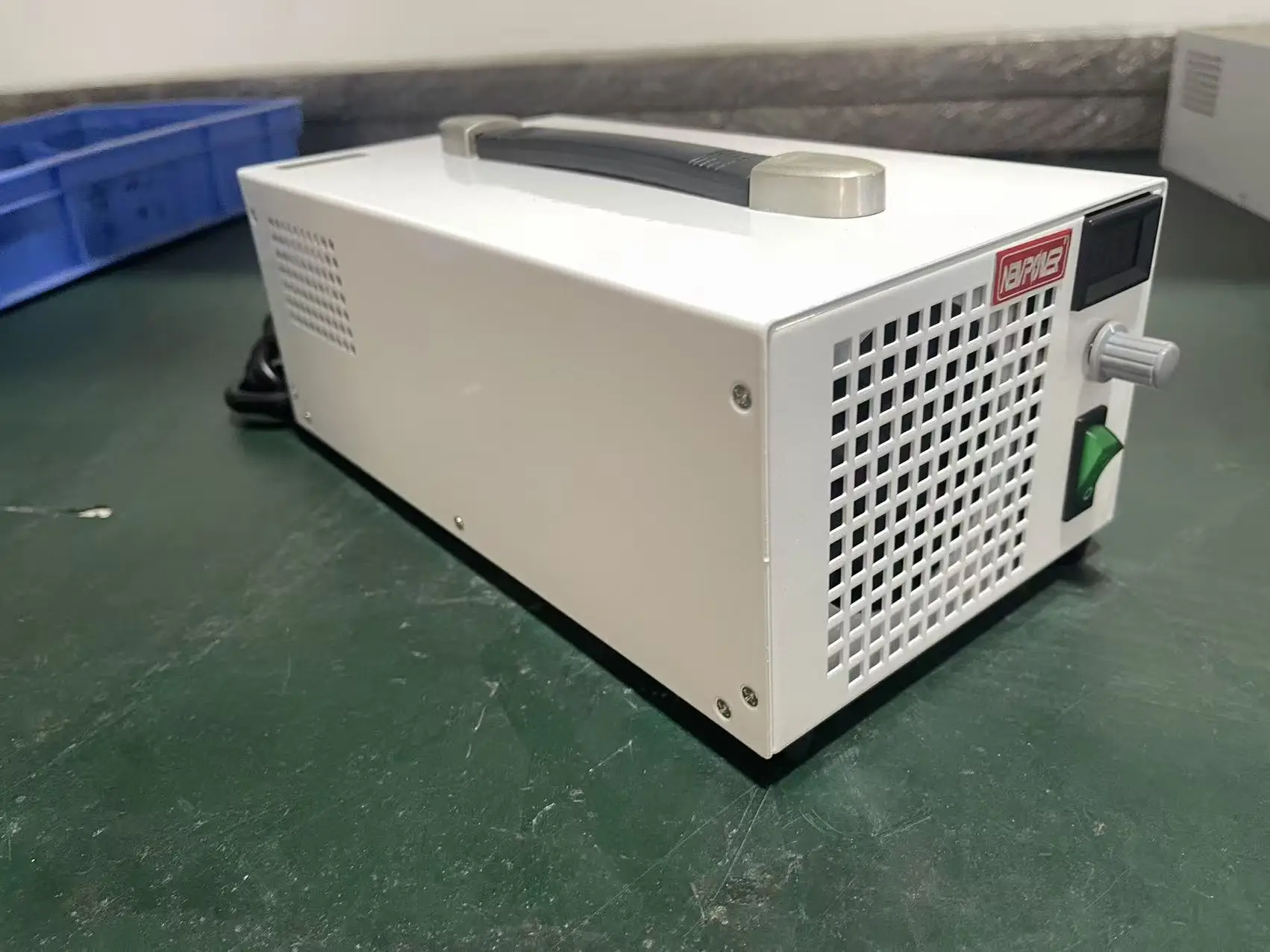 Adjustable DC power supply 420V 2A 840W LED Digital Lab Bench Power Source Stabilized 210V 4A Voltage Regulator Switch