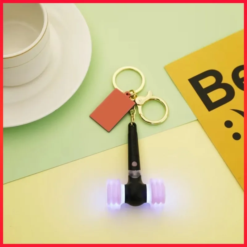kij świetlny Korea Kpop Lightstick lampa brelok świecący pręt z elektronicznym wisiorkiem świetlnym urządzenia peryferyjne w tym samym stylu