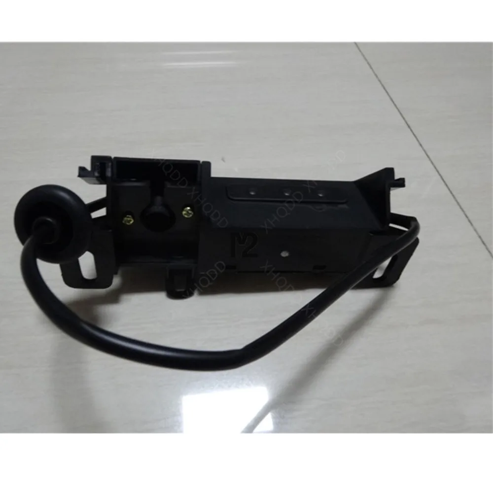 

For SSANGYONG KORANDO Multi Tail Door Lock Switch Trunk Opening Switch Rear Door Electric Switch Assembly 8522034000 85220-34000