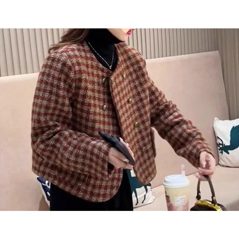 

French Round Neck Short Spring and Autumn Senior Women's Coat Temperament Long Sleeve Top