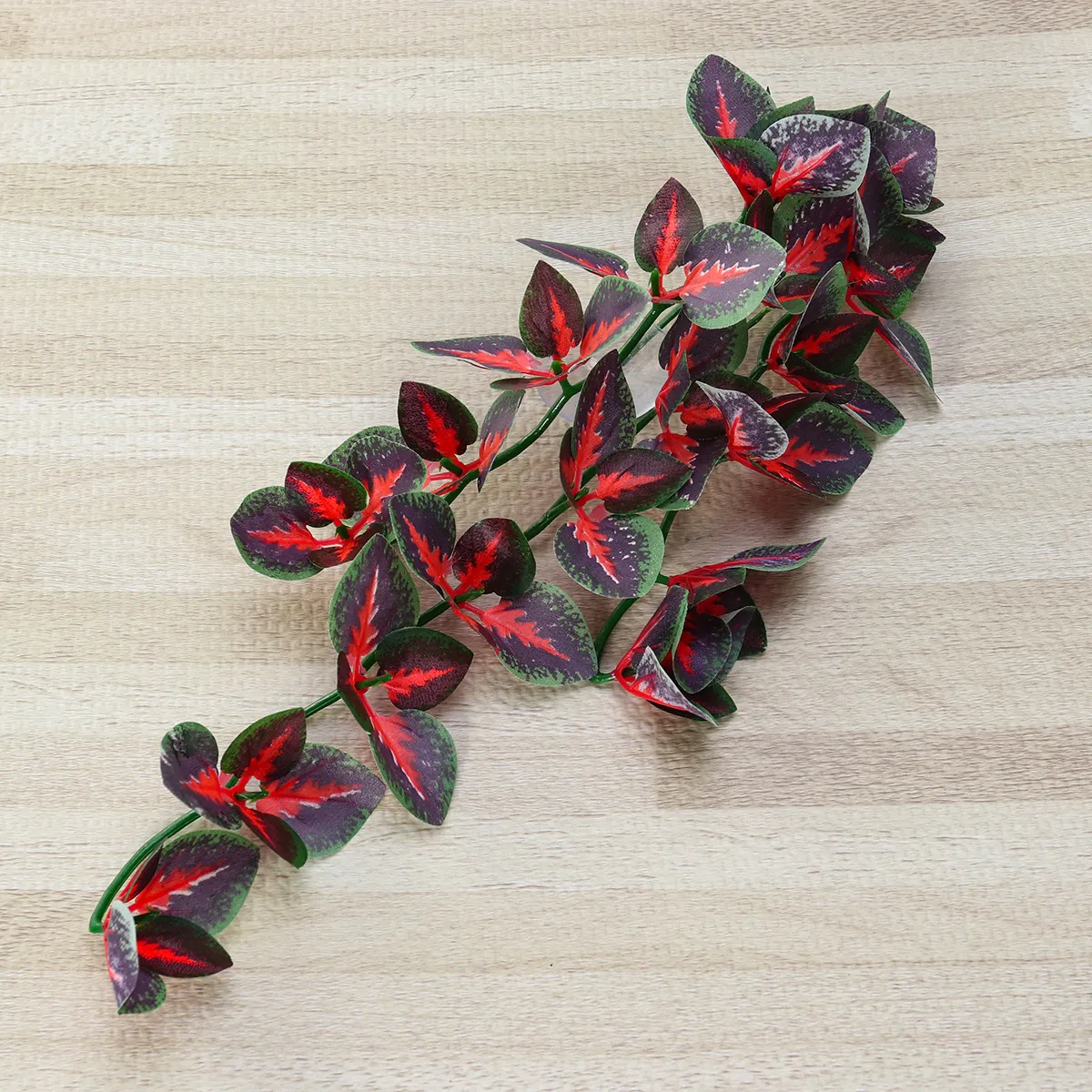 Aquarium Plant Red - Fish Tank Decoration Artificial Plastic Water