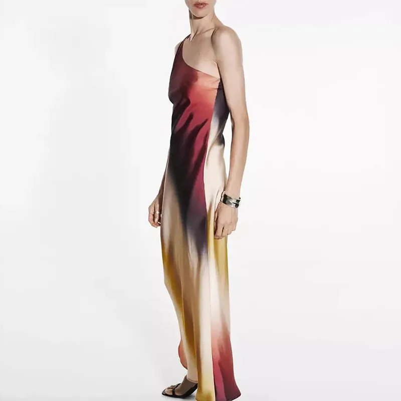 فستان سهرة أنيق من الساتان مطبوع متدرج للنساء مثير بكتف واحد بدون أكمام فستان طويل صيفي بياقة منحرفة فستان بوهو بدون ظهر