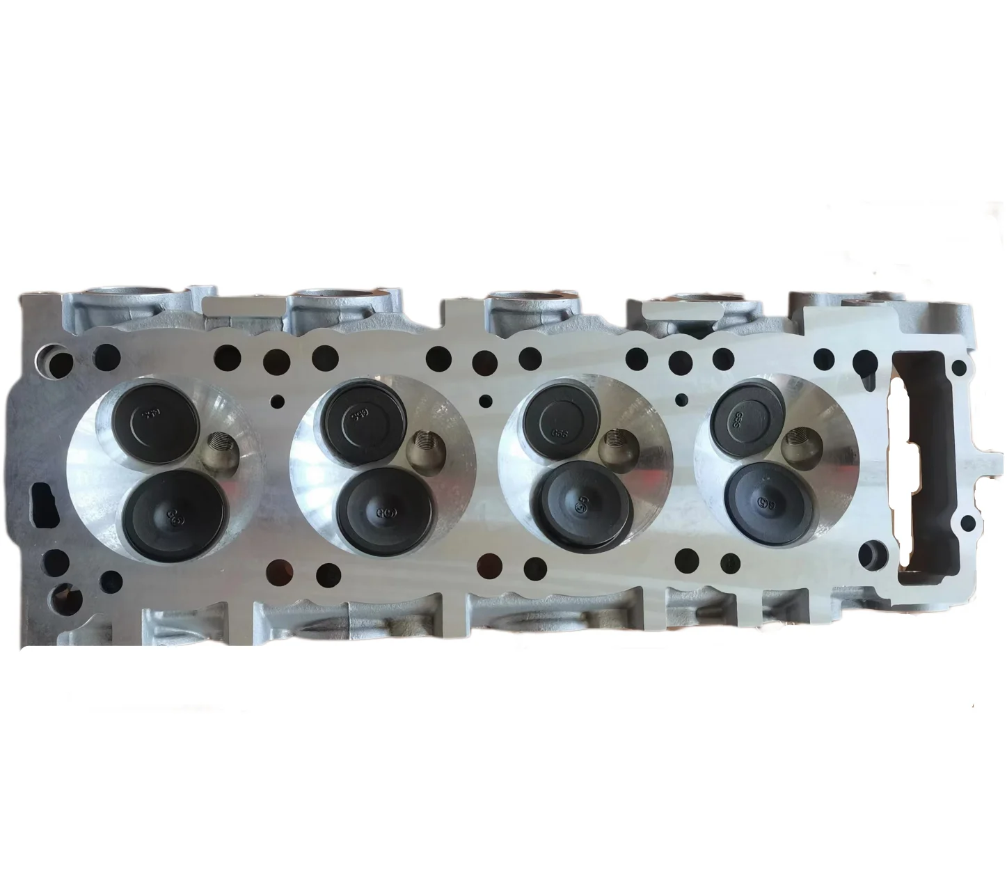 

Factory Direct 4G54/G54B Cylinder Head MD086520 MD311828 910075 For Mitsubishi Montero Pick-up/Starion