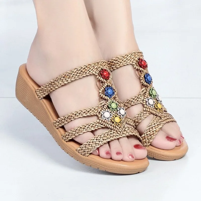 Platform Female Slippers, 2023 Summer Fashion New Beach Shoes, 5~7cm Wedge Pearl Slippers， Shoes for Women