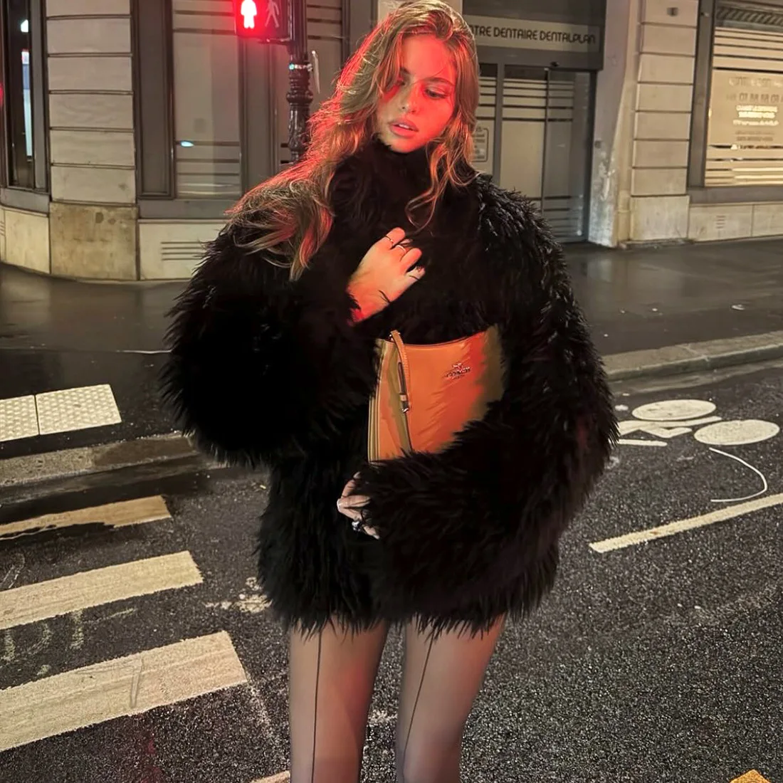 

2025 Winter Thick Warm Faux Fur Black Loose Coat Women Luxury Fashion Stand Collar Long Sleeve Zip-up Furry Outerwear Jackets