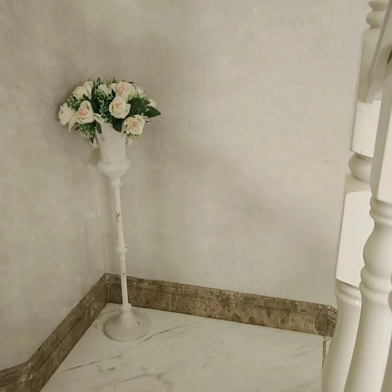 

French Iron Tall Floor Vase Creative Art Deco Flower Vase Stand Vintage Metal Plant Pot Home Decor Ornament for Room Balcony