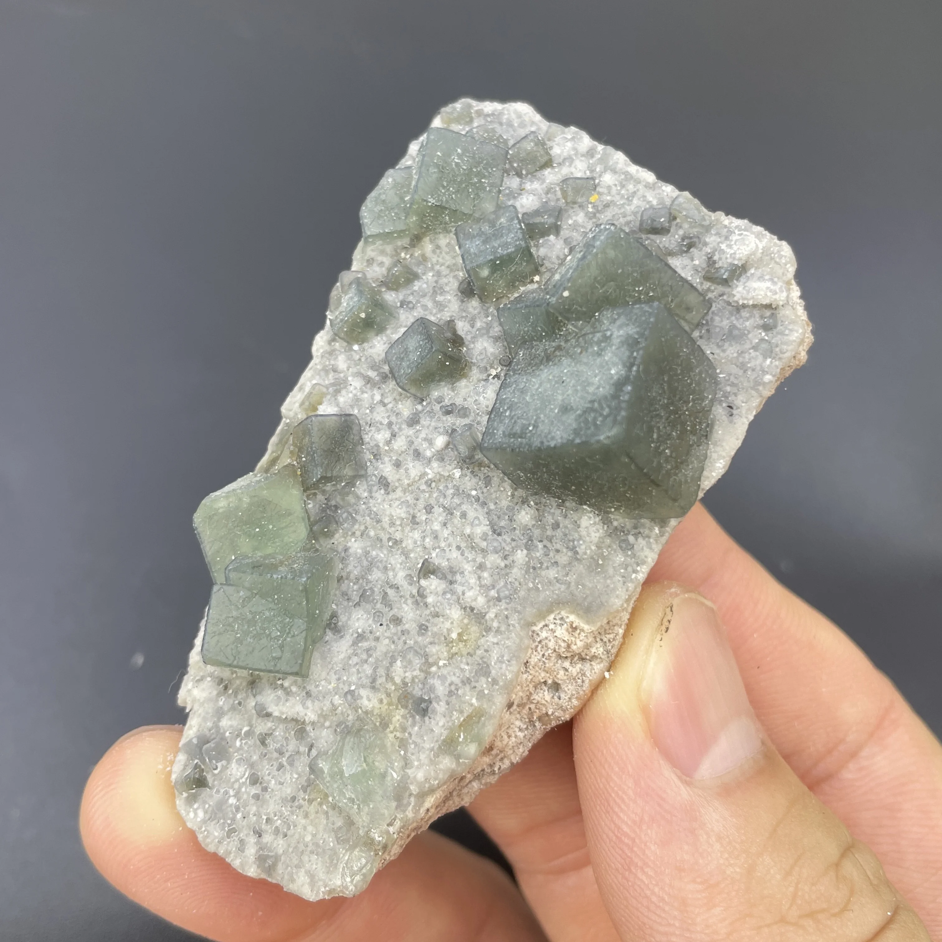 Natural Inner Mongolia Green Fluorite Mineral Specimen Crystal Quartz Healing Stone Teaching Collection Home Decor