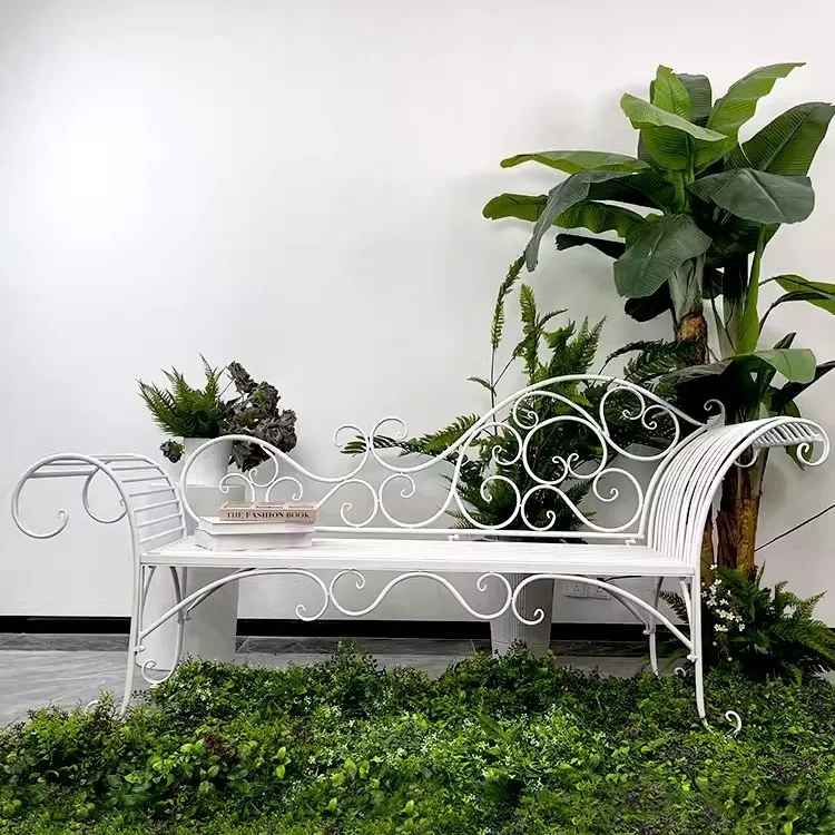 

European wrought iron concubine chair modern simple sofa chair pastoral recliner, wedding props wedding dress shooting beauty co