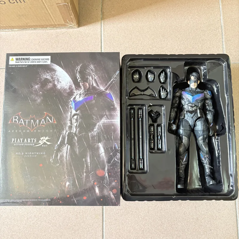 

Play Arts 26CM Batman The Dark knight Night Wing High Quality PVC Action Figure Collectible Model Toy Gifts for Birthday Present