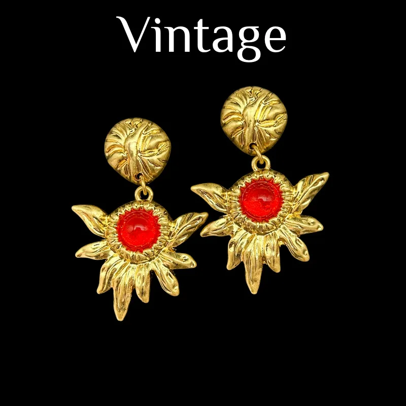 Electroplated Real Gold Irregular Sunflower Advanced Versatile Niche Temperament Stud Earrings Are Available in Two Colors