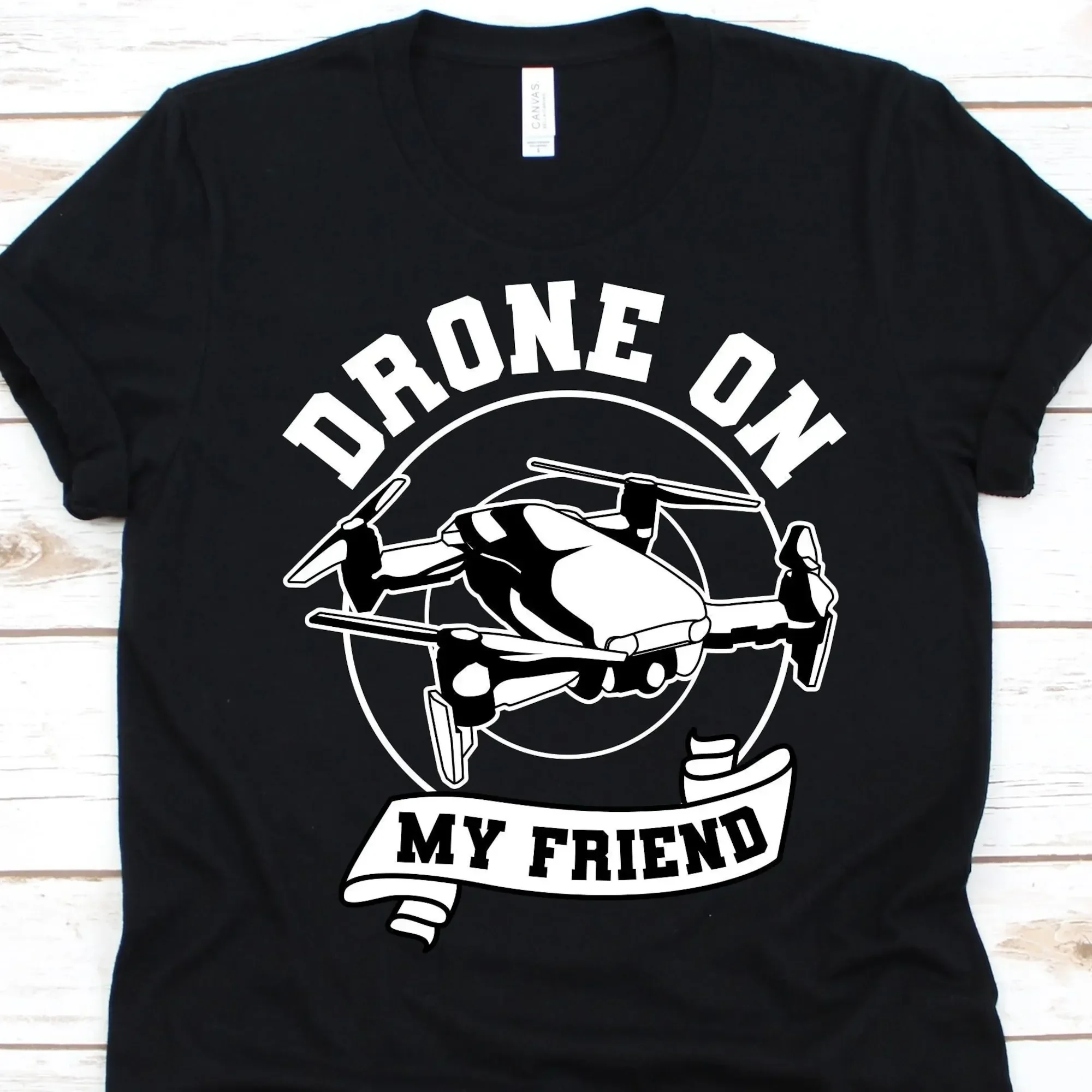 Беспилотный летательный аппарат с дистанционным управлением