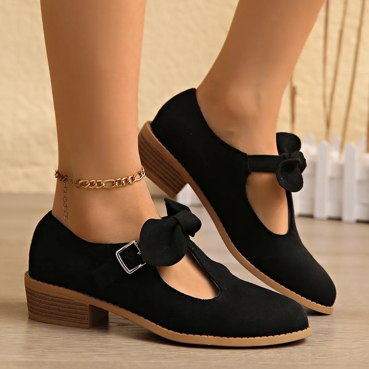 

Весенне-осенние женские туфли на высоком каблуке, элегантные туфли-лодочки на среднем каблуке с острым носком, туфли Мэри Джейн с Т-образным ремешком и пряжкой, женские фланелевые туфли с бантом, черные туфли