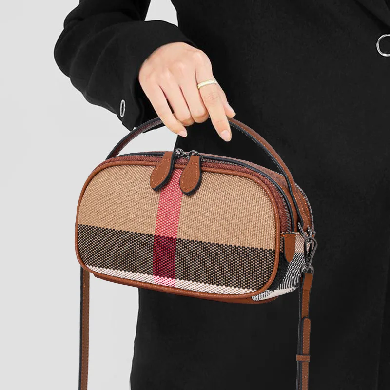 

1 шт., новинка 2025 года, клетчатая сумка для фотоаппарата - парусиновая/кожаная двойная молния через плечо/ручная, модный маленький кошелек для Евро - Am Fashion Lovers