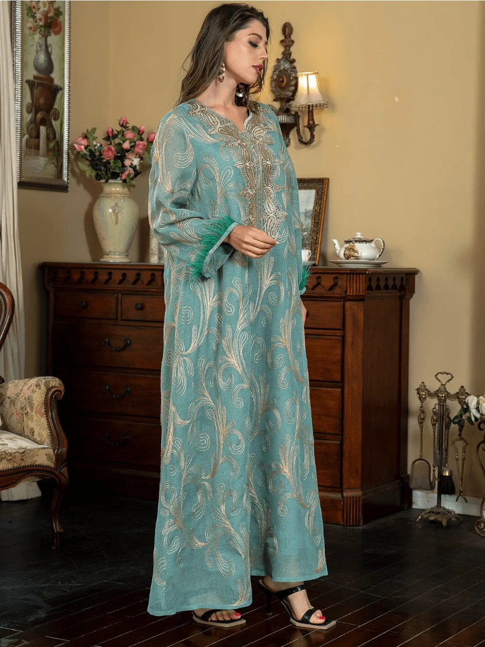 Robe musulmane Eid pour femmes, Abaya, broderie de plumes Jalabiya, robes de soirée, dubaï Abayas, robe caftan, longue robe arabe éducative, 2024