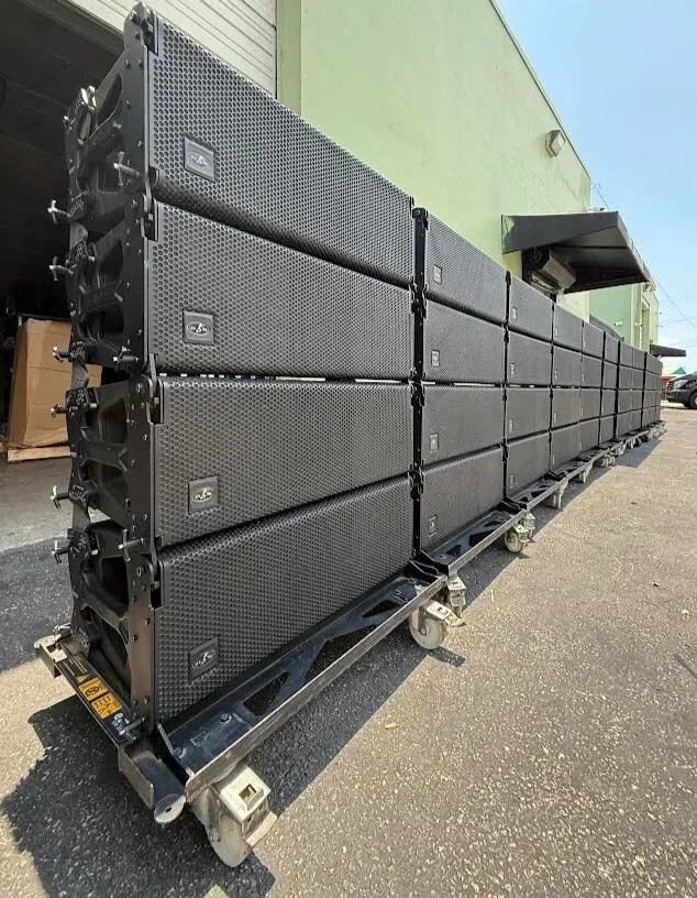 (8) DAS Event 210A Dual 10-Inch Powered Line Array Speaker W/ Covers/ Rain Hood