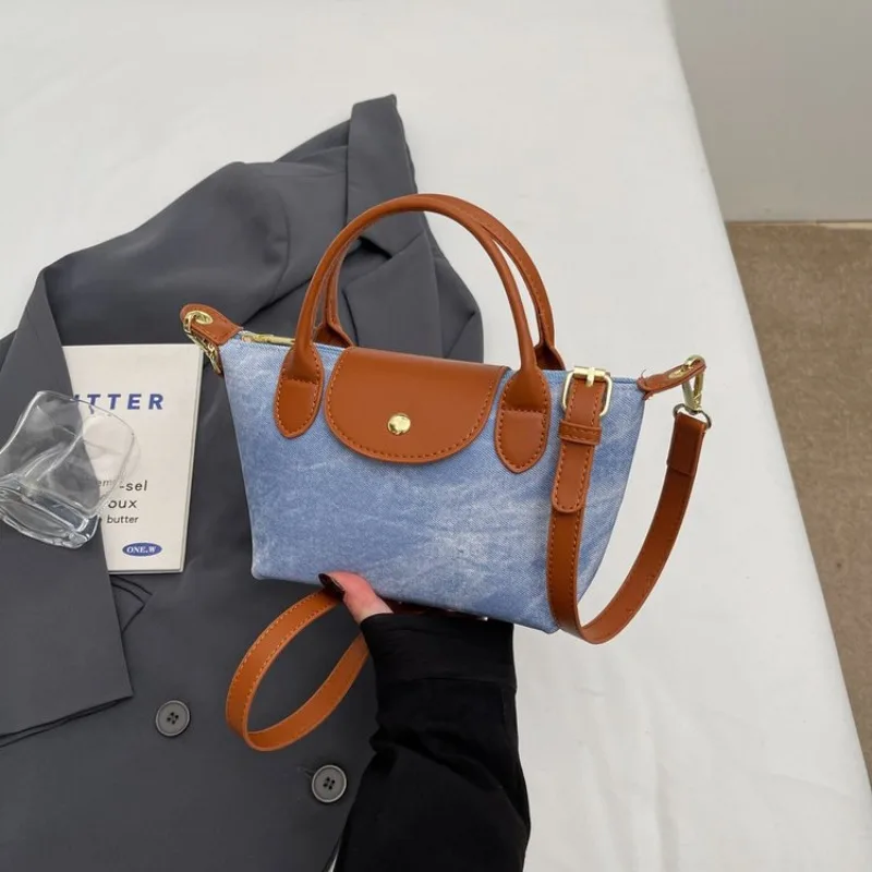 

Fashionable Underarm Bag for Ladies, Simple yet Elegant, Great for Work and Casual Occasions