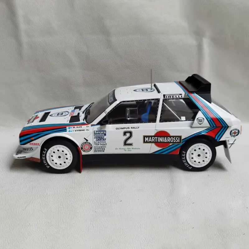IXO 1:18 Skala LANCIA DELTA S4 # 2/ # 7/ # Model samochodu ze stopu 6Alloy, statyczny, kolekcjonerski, dekoracyjny, na prezenty świąteczne, zabawka, pamiątka.