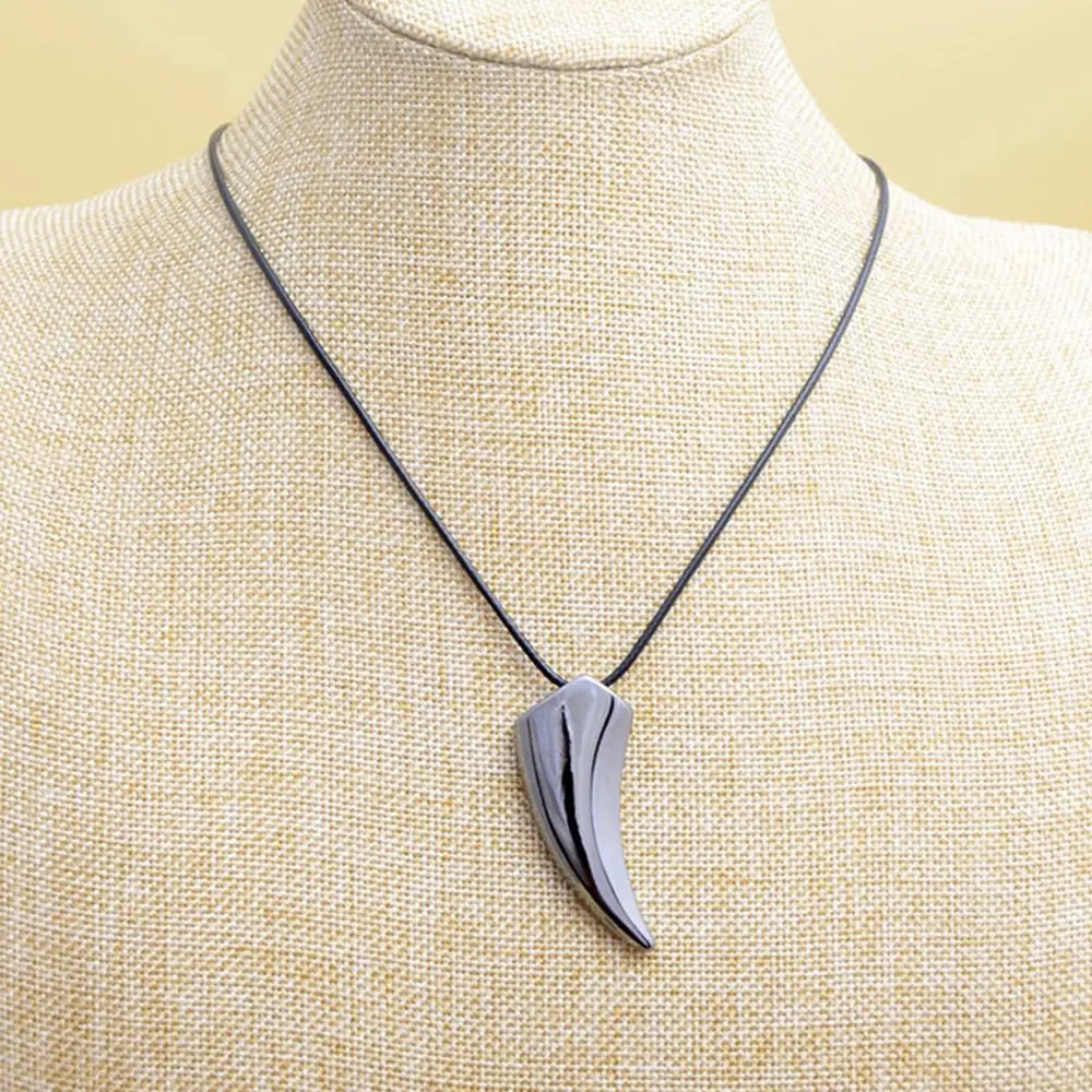 Gift Brave Trendy Titanium Stylish Fashion Stainless New Men's Jewelry Tooth Wolf Necklace