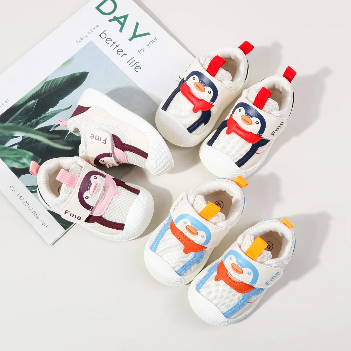 

Boy and Girl Toddler Shoes for Walking New Spring Style With Soft Soles Girls' Anti-Slip Shoes for Infants Autumn Children Shoes