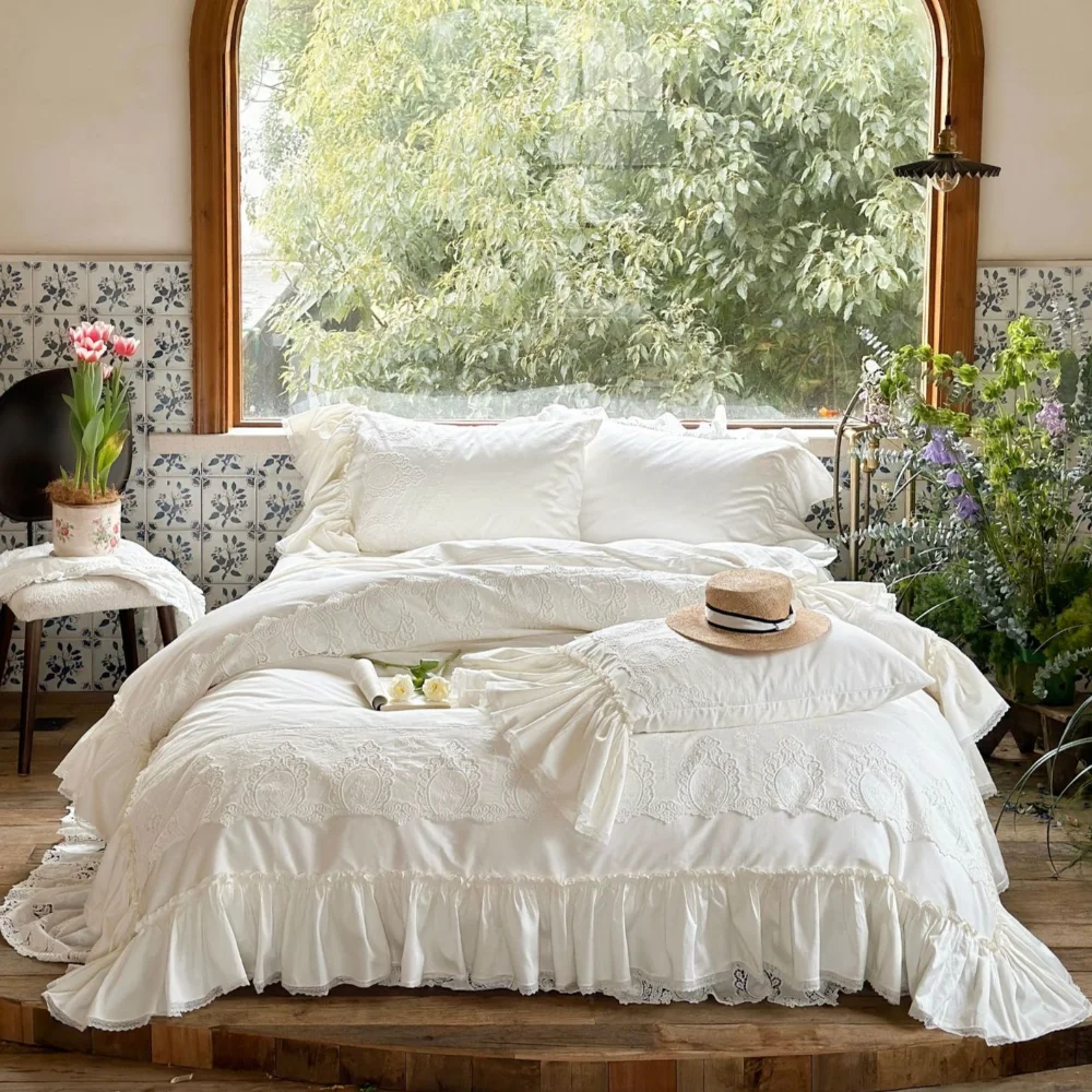 French Style Lace Ruffle Floral Embroidered Bedding Set 4PCS Luxury Long Staple Cotton Sateen Duvet Cover with Bed Skirt