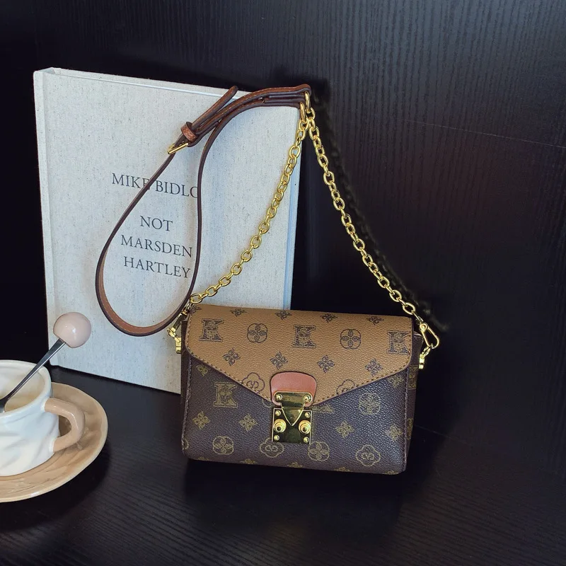 

Fashion chain small square bag for women, 2025 new style, retro print, lightweight, single shoulder bag, crossbody bag