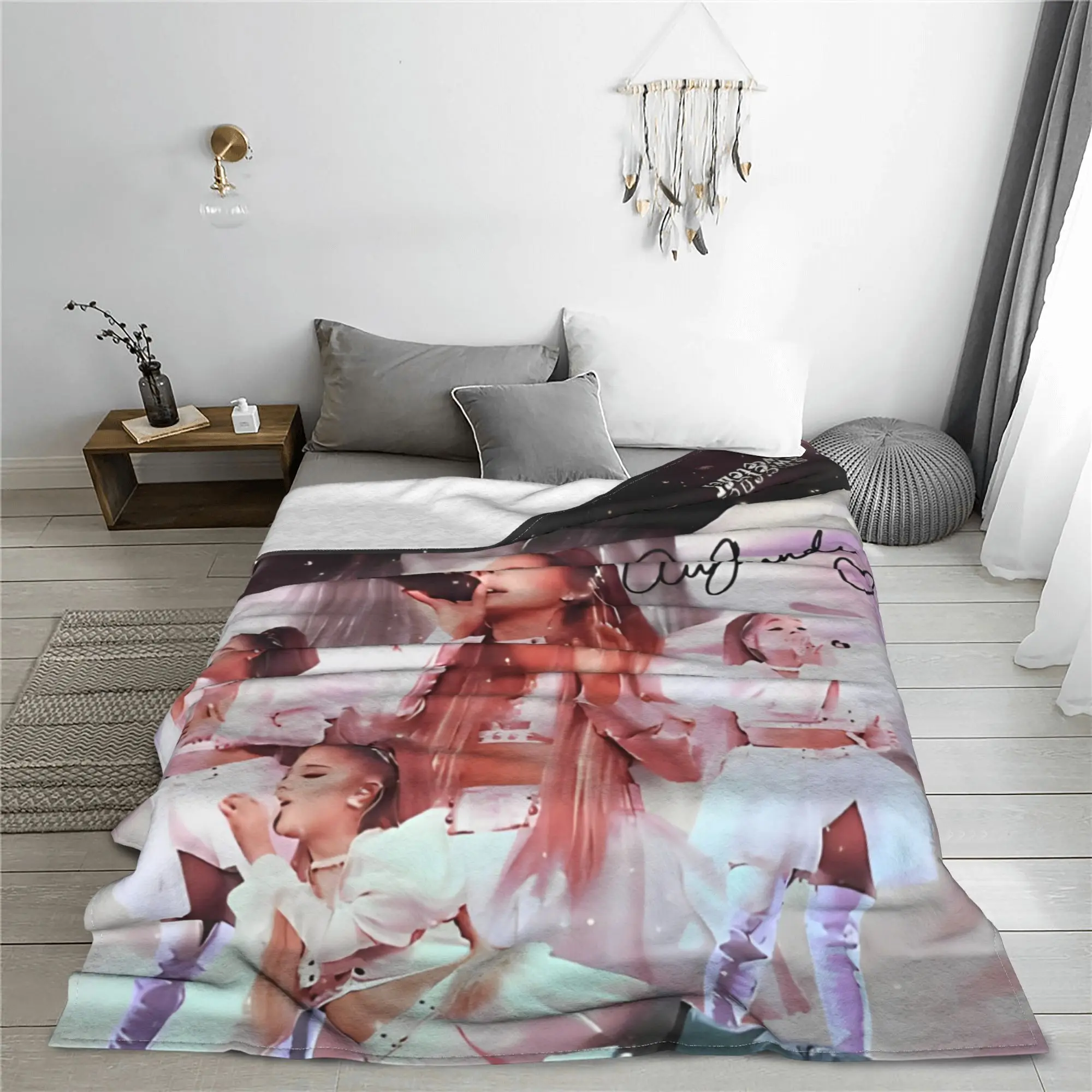 Vintage Pop Music R&B Blanket Flannel Autumn/Winter Arianas Grandes   Multifunction Super Warm Throw Blanket for Home Car Quilt