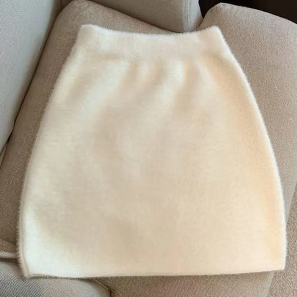 Elastische taille slanke dames korte rok sexy elegante all-match basic minirok winter zoete casual gebreide imitatie nertsenbont rok