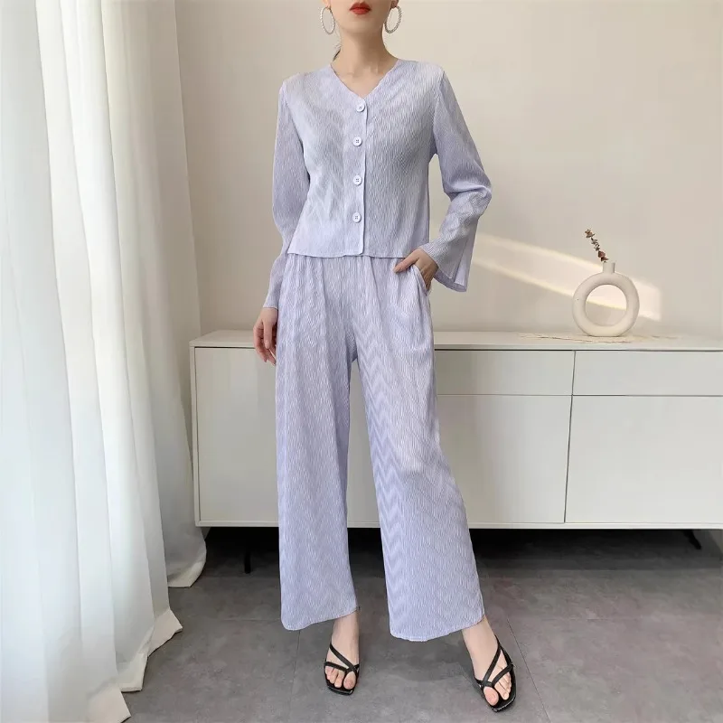 

Miyake Pleated Pants Suit Plisse Women Fold 2026 Spring and Fall Ageing Thin Short Cardigan Wide Leg Pants Two-piece Niche
