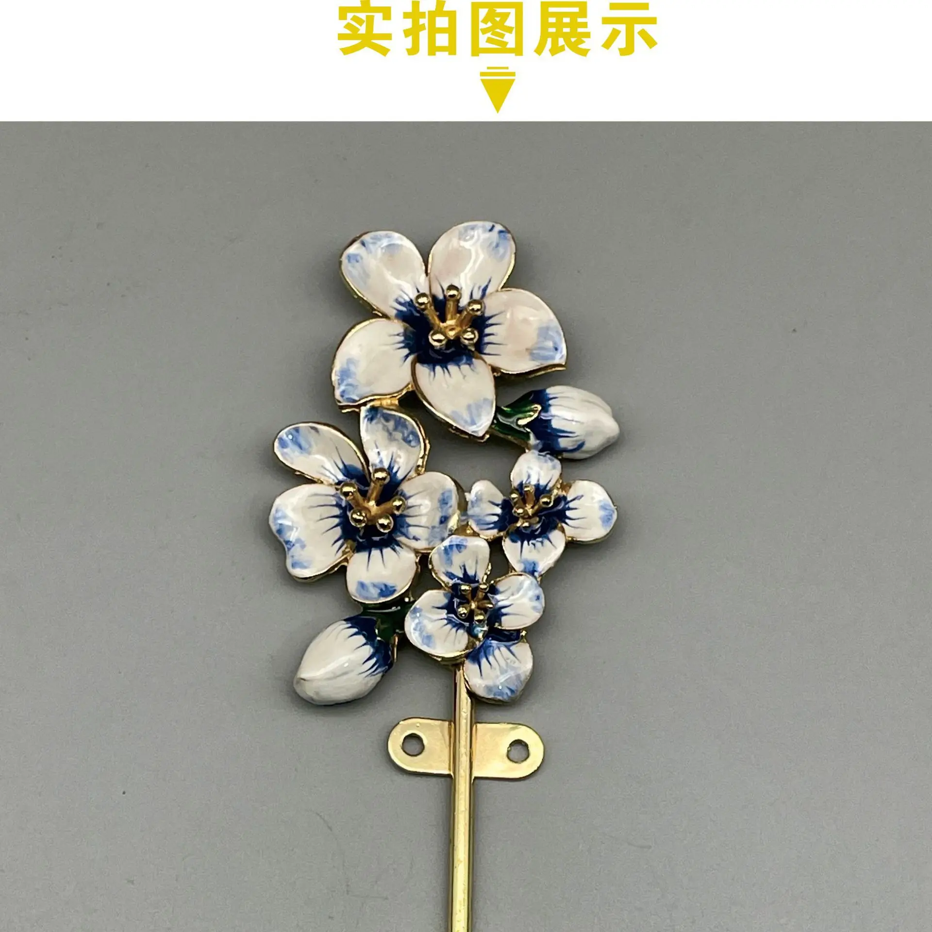 Creative Enamel Color Metal Hook Japanese-style Wall-mounted Entrance Key Rack Multifunctional Mini Storage Rack