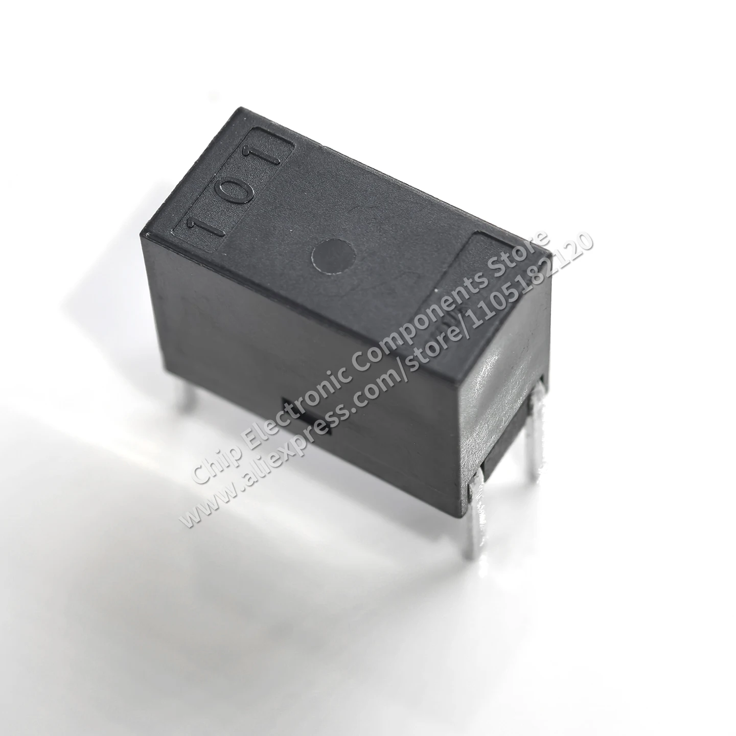 Original IC PLT10HN101150P0B Common Mode Filter, supports large current up to 15A max, DIP-4 package.