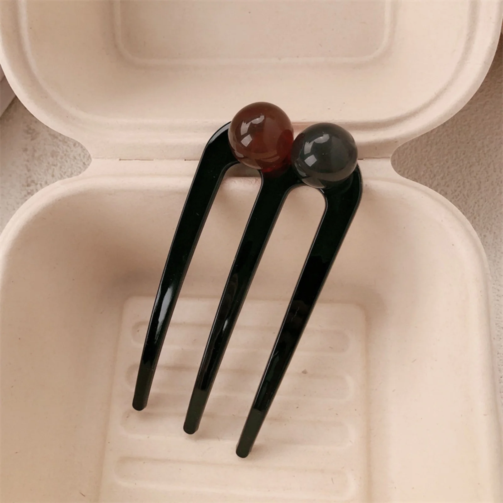 1 Stück Dual-Perlen-Haargabel-Clips, 2-teiliges Set, stilvoller gebrochener Pony-Haarschmuck für Frauen, ideal für schicke Hochsteckfrisuren – Detail 2