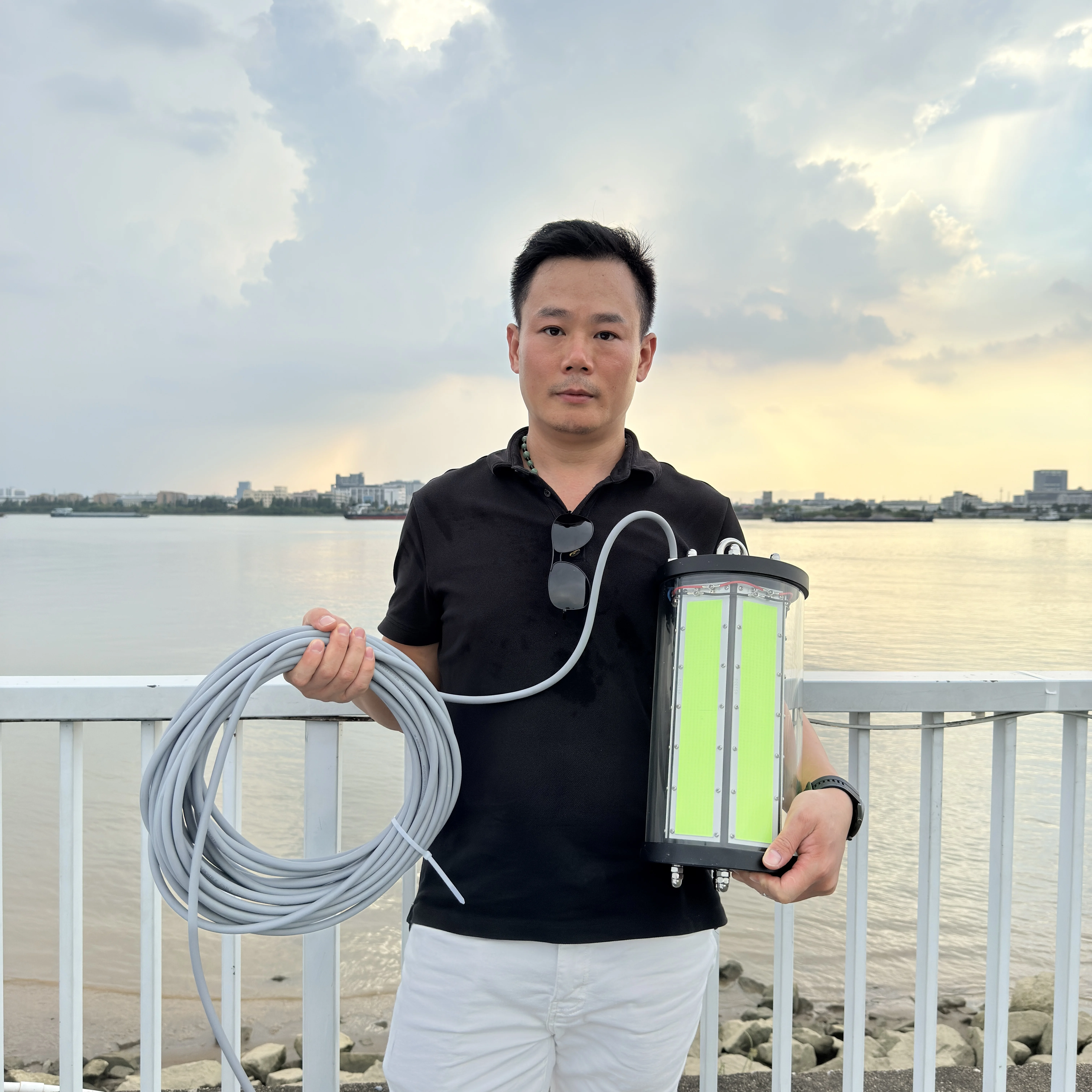 2000w 3000w Attracting Fishing Lure Light IP68 for Marine Squid Fishing GREEN Red Cyan
