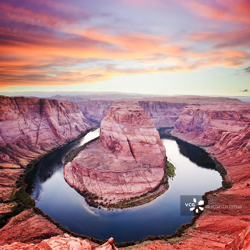 

OverShoot WP-0250MG 8.4V Micro Servo 6.8kg·cm High Torque Waterproof for 1/16 RC Car, Truck, Crawler, Rock Racer, Durable