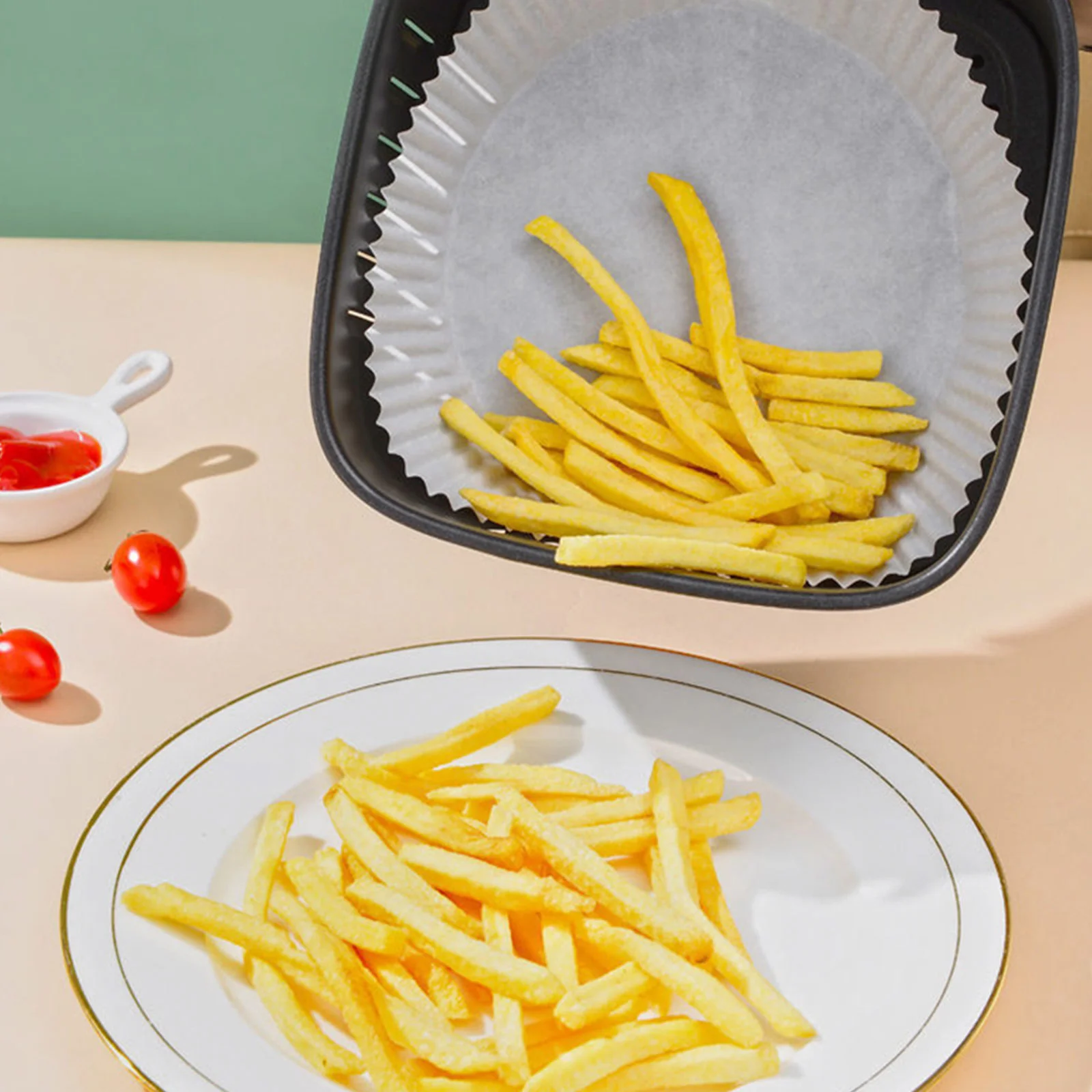 

50Pcs Air Fryer Non Stick Baking Paper Liners Round Disposable Oilproof Heat Resistant Liners for Oven Bbq Cooking