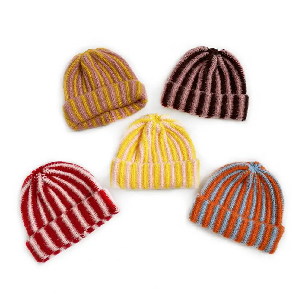 Полосатая вязаная шапка Женская вязаная шапка Красочная полосатая зимняя вязаная шапка для активного отдыха Мягкий на ощупь пуловер без полей для погоды