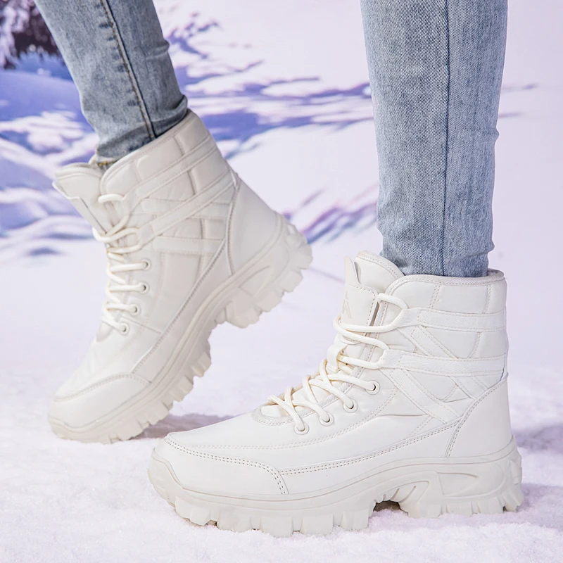

Winter New Large-size Women's Boots, Padded and Thickly Insulated Snow Boots, Outdoor Anti-slip and Wear-resistant Short Boots