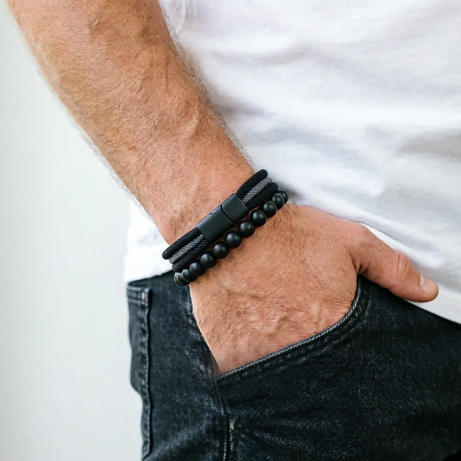 Noter 2-teiliges Herren-Armband-Set, ausgewähltes Premium-Armband mit 4 mm Kordelwicklung, perfektes Geschenk für Ihn, lässiges, vielseitiges Accessoire – Detail 4