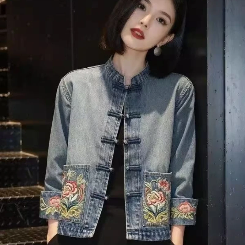 Temperament Commuting High-end New Chinese Women's Clothing National Style Embroidered Denim Jacket High-end Young Top Solid