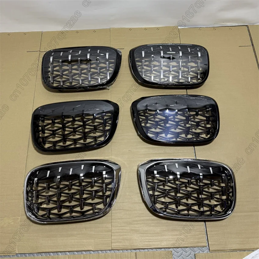 2Pcs Silver and Black Diamond Style Grills Replacement Grille For BMW X3 X4 G01 G02 G08 2017-2021 Car Front Bumper Grill Kits