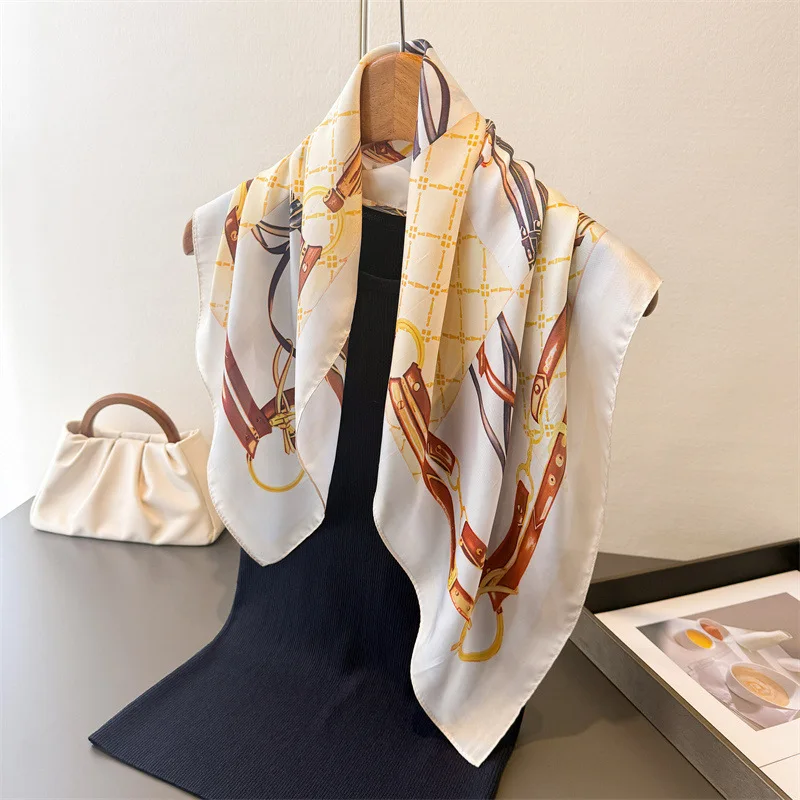 

Квадратный шарф с цепным принтом для женщин, имитация шелковых платков, банданы, роскошный хиджаб, шейный платок, повязка для волос, элегантная шаль, накидка