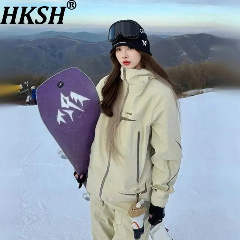 HKSH Ski Suit 2026 Autumn Winter New Men's Tide Chic Ins Windproof Waterproof Warm Women Snowboard Jacket Vibe Pants Set HK25268