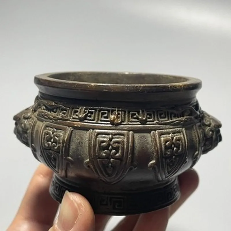 Antique rural vintage items: Ming Dynasty Xuan De copper incense burner with double dragons playing with pearls, double-handled