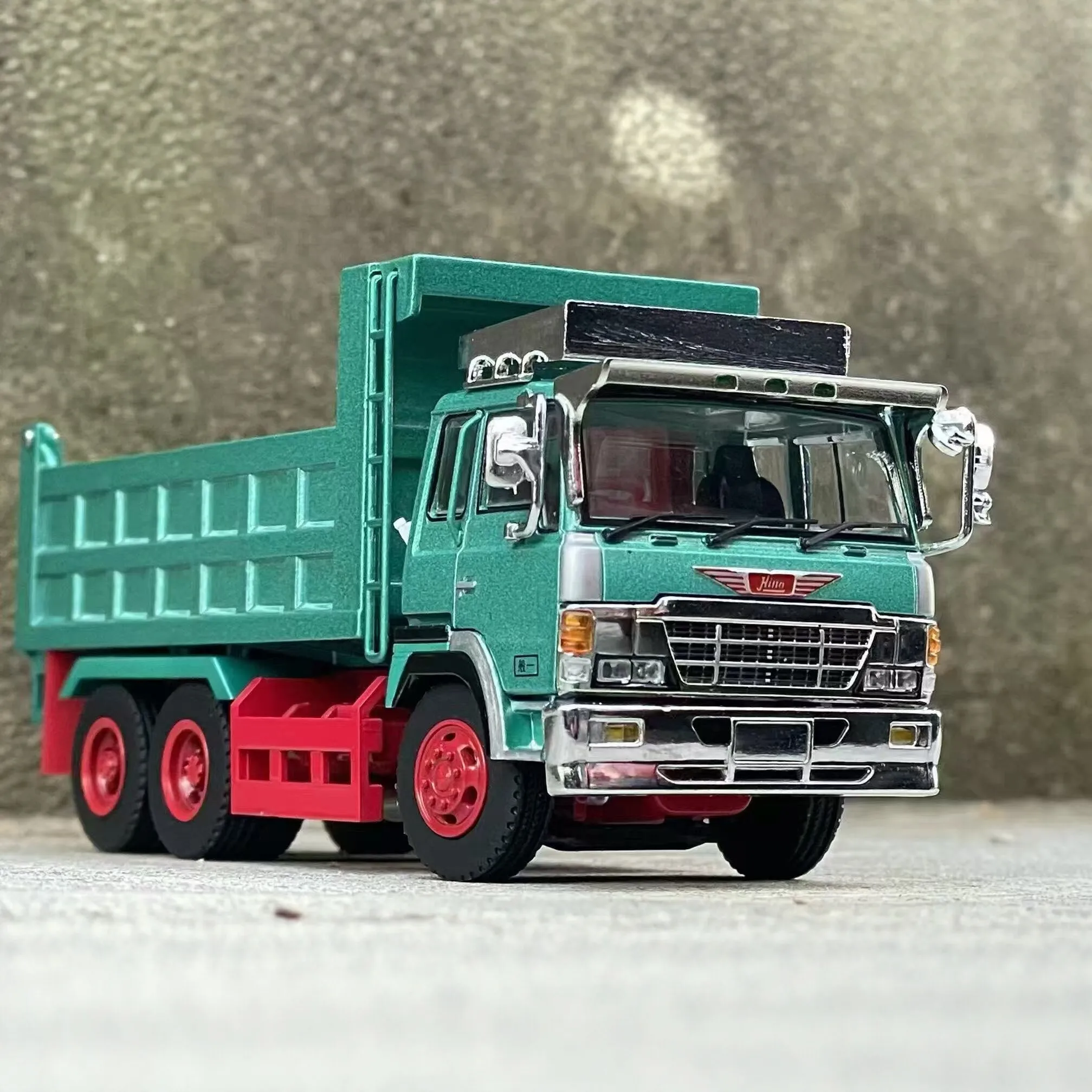 

DBGT 1:64 Super Dolphin Japanese dump truck alloy model
