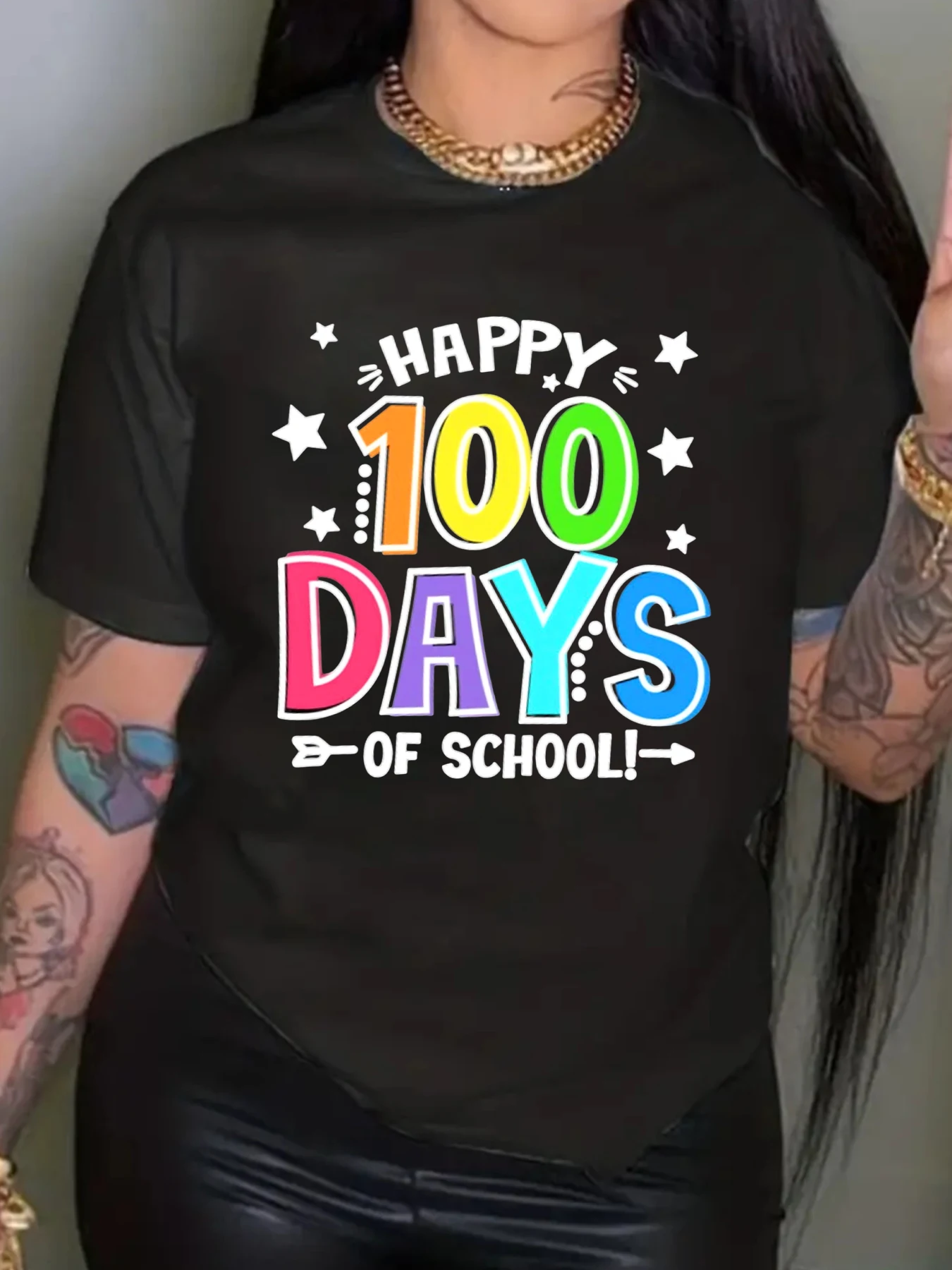 100Th Day of School Personalized Custom T-Shirt Teacher's Day Appreciation Gift for Teacher Women's Round Neck Top