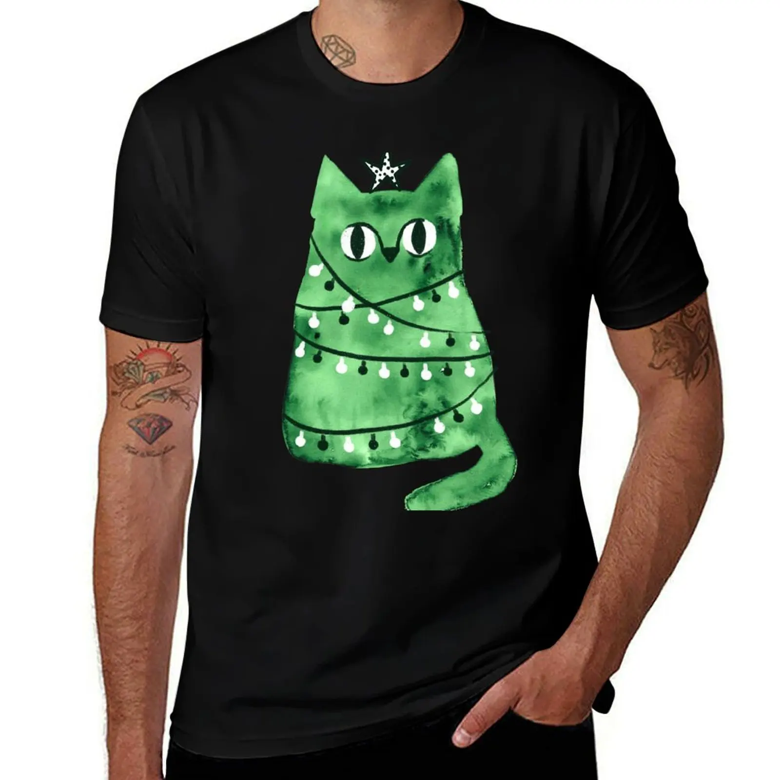 

Merry Christmas and Happy New Year tree kitty cat with star and garland decoration. T-Shirt Summer Print Short Sleeve Tee
