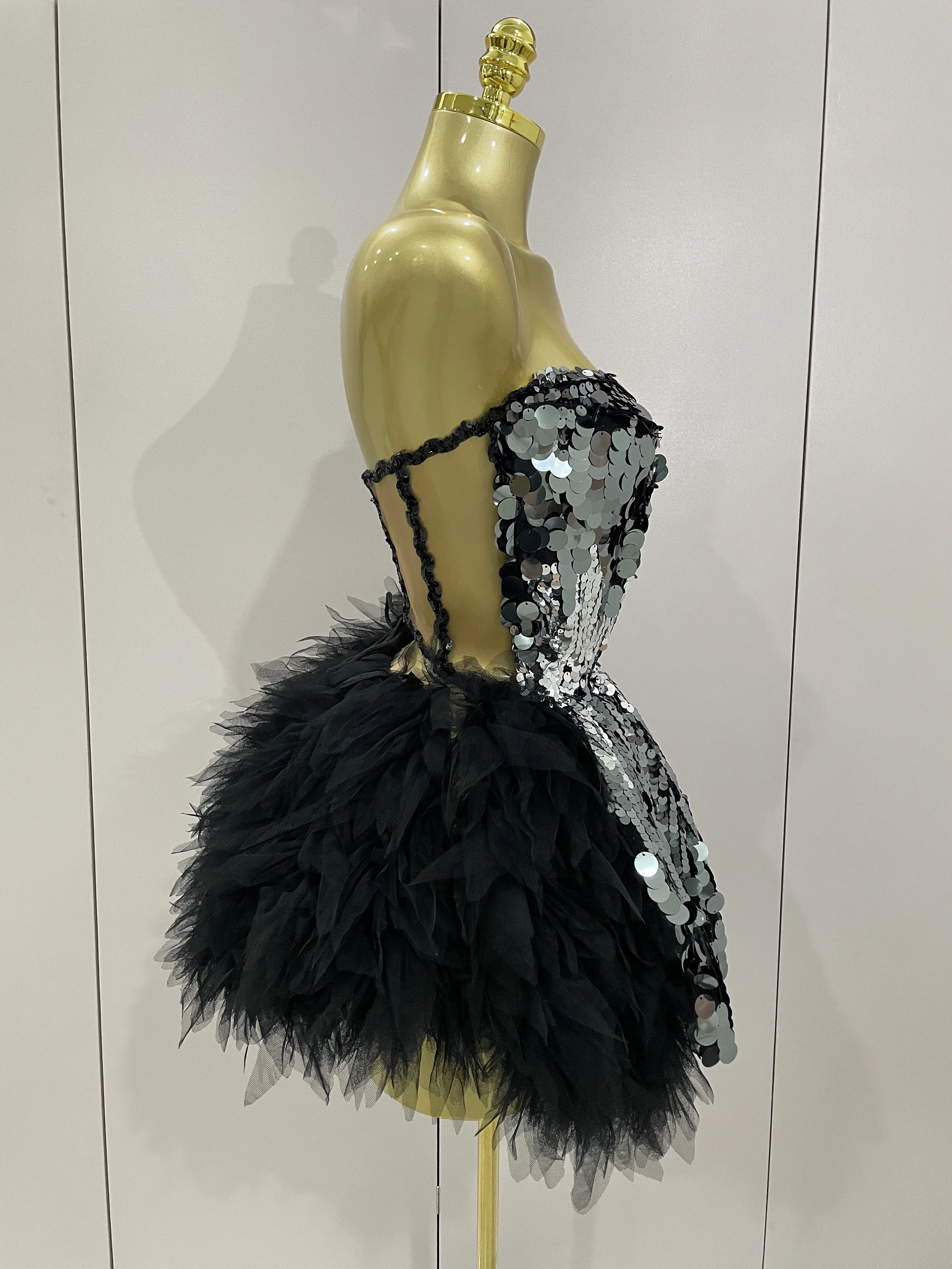 Sparkly Black Sequins 2 ชิ้นชุด 2025 ผู้หญิงชุดราตรีฉลองวันเกิดชุดไนท์คลับถ่ายภาพเวทีเครื่องแต่งกาย