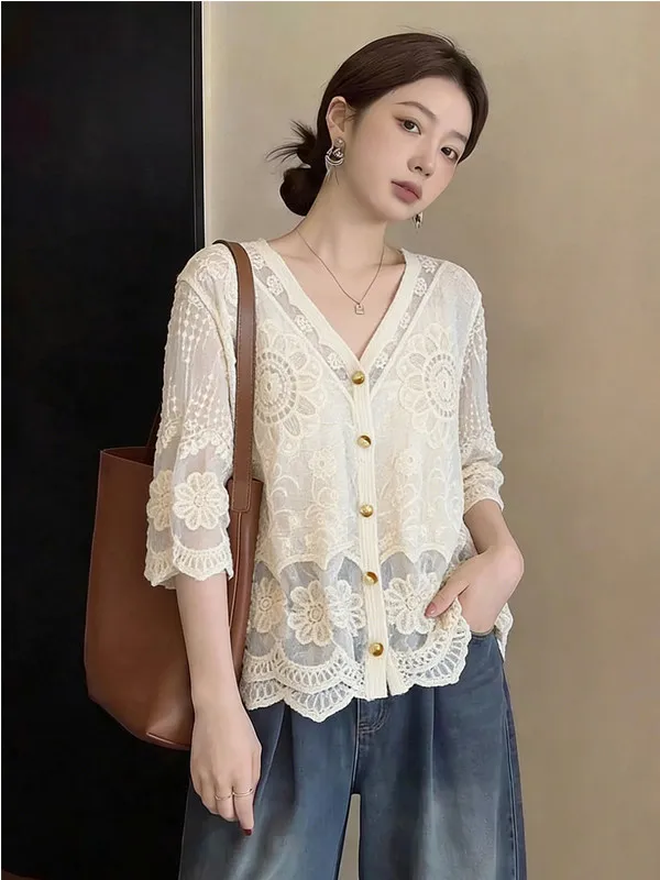 Sweet Lace Hollow out Top Women's Summer New plus Size Loose Thin Shirt Outerwear Korean Style V-neck Seven-quarter Sleeve