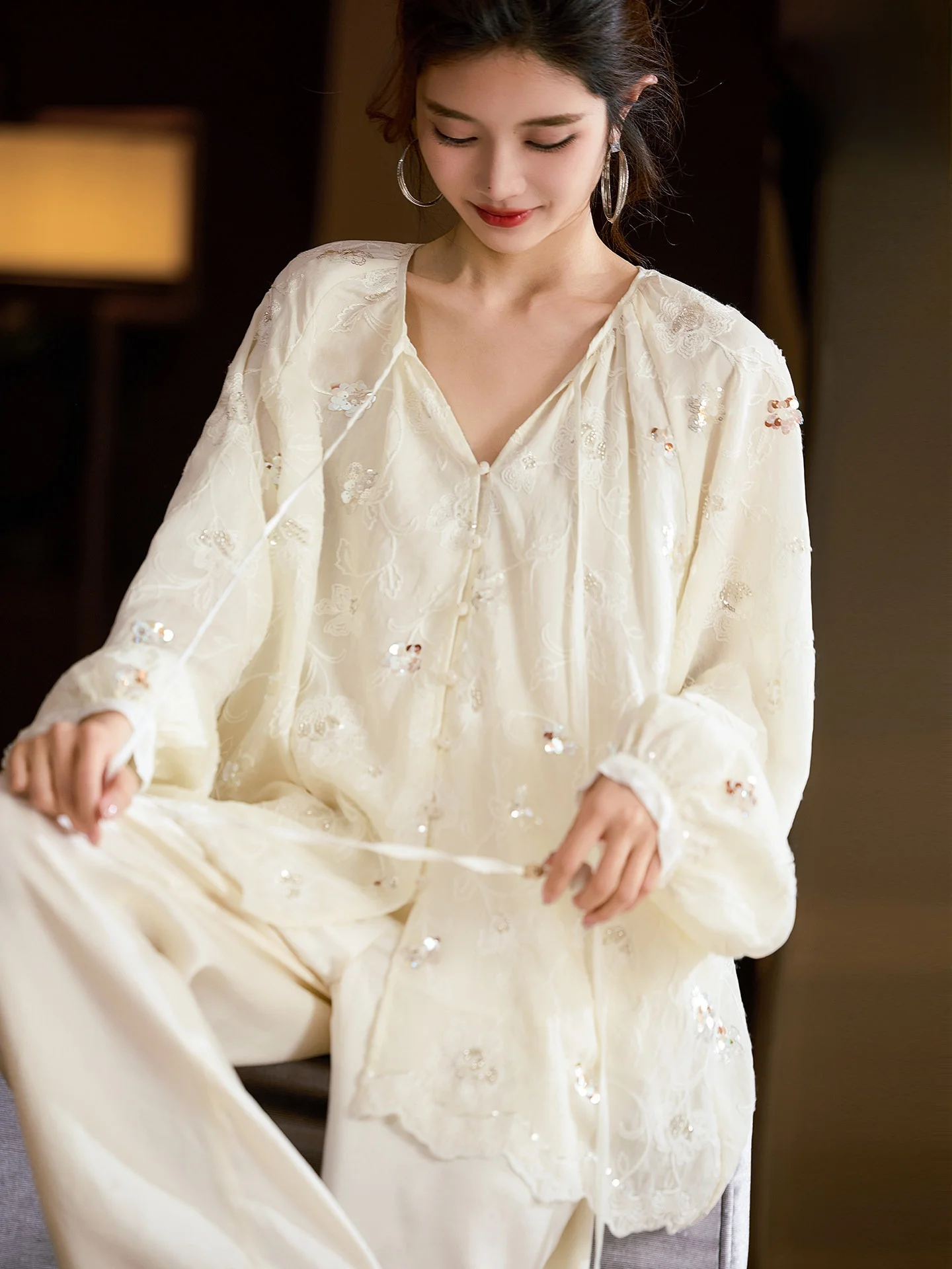 

Elegant Embroidered Bead Chiffon Shirt Women's European Style New Top Large Size Long Sleeve Shirt Spring 2026 Street Fashion
